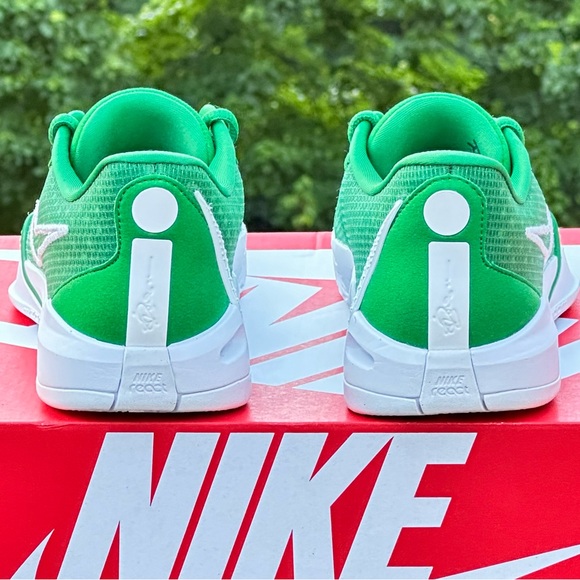 NEW Nike Sabrina 1 TB Casual Sneaker Green White - Size US Womens 6.5 (fits 5Y) - Picture 4 of 9